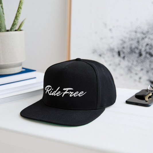 Snapback Cap Ride Free Black - Schwarz/Schwarz