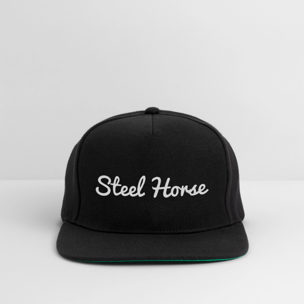 Snapback Cap Steel Horse Black - Schwarz/Schwarz
